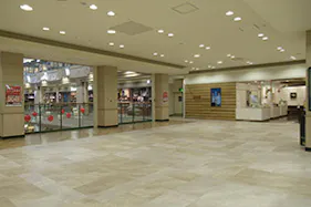 【イオンモール秋田】2F JINS前