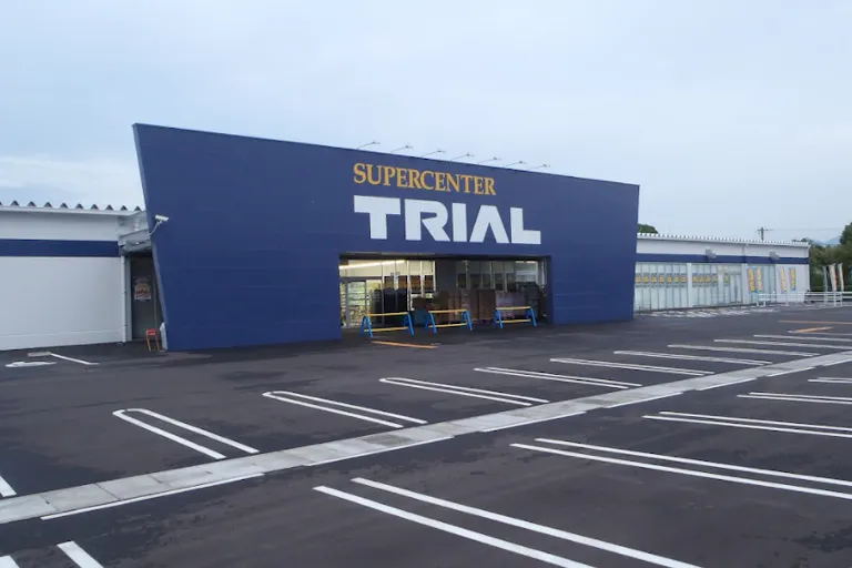 【スーパーセンタートライアル西都店】キッチンカー(調理営業)出店限定/屋外スペースの画像1