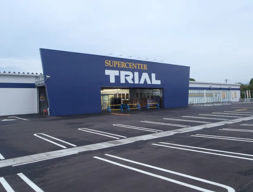 【スーパーセンタートライアル西都店】キッチンカー（調理営業）出店限定/屋外スペース