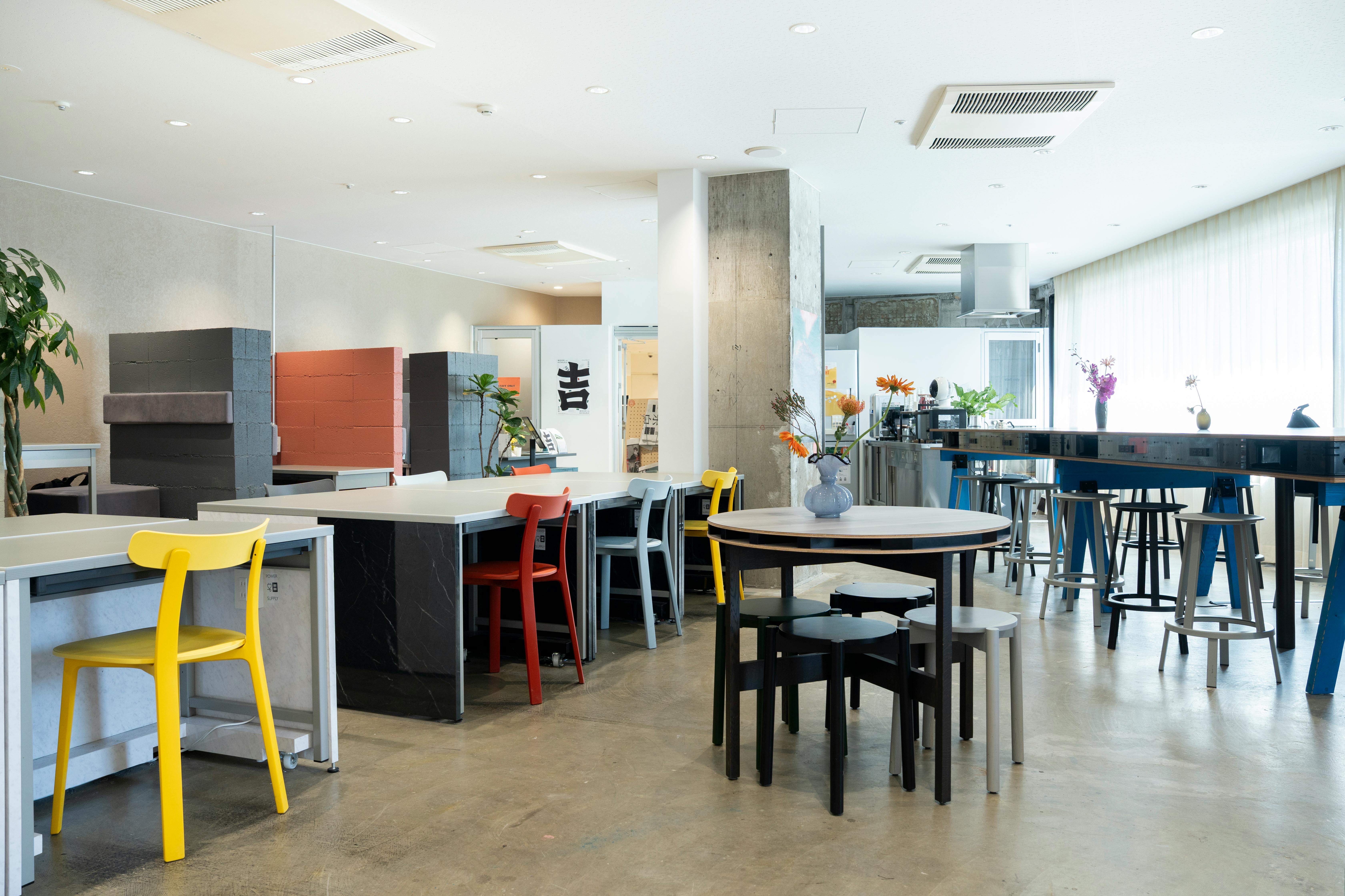 【吉祥寺駅2分/PARCO8階】ワークショップや撮影に最適!開放的なラウンジスペース