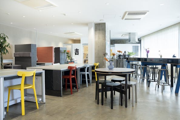 【吉祥寺駅2分/PARCO8階】ワークショップや撮影に最適!開放的なラウンジスペース