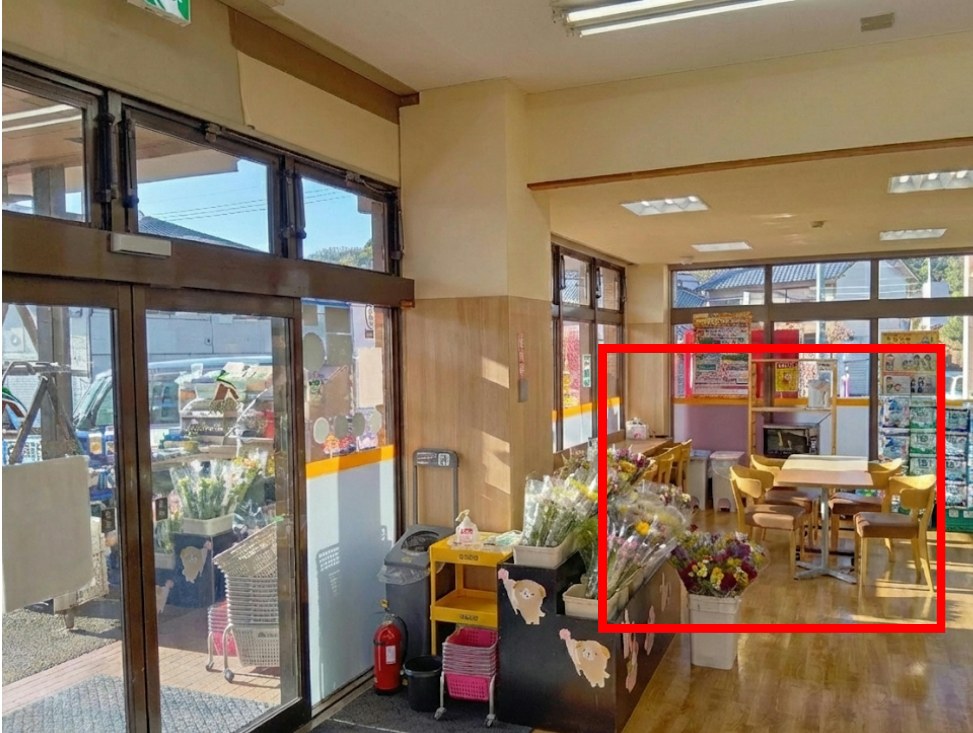 【Aコープ北房店】食物販や販促イベントに最適な店内イートインスペースの画像