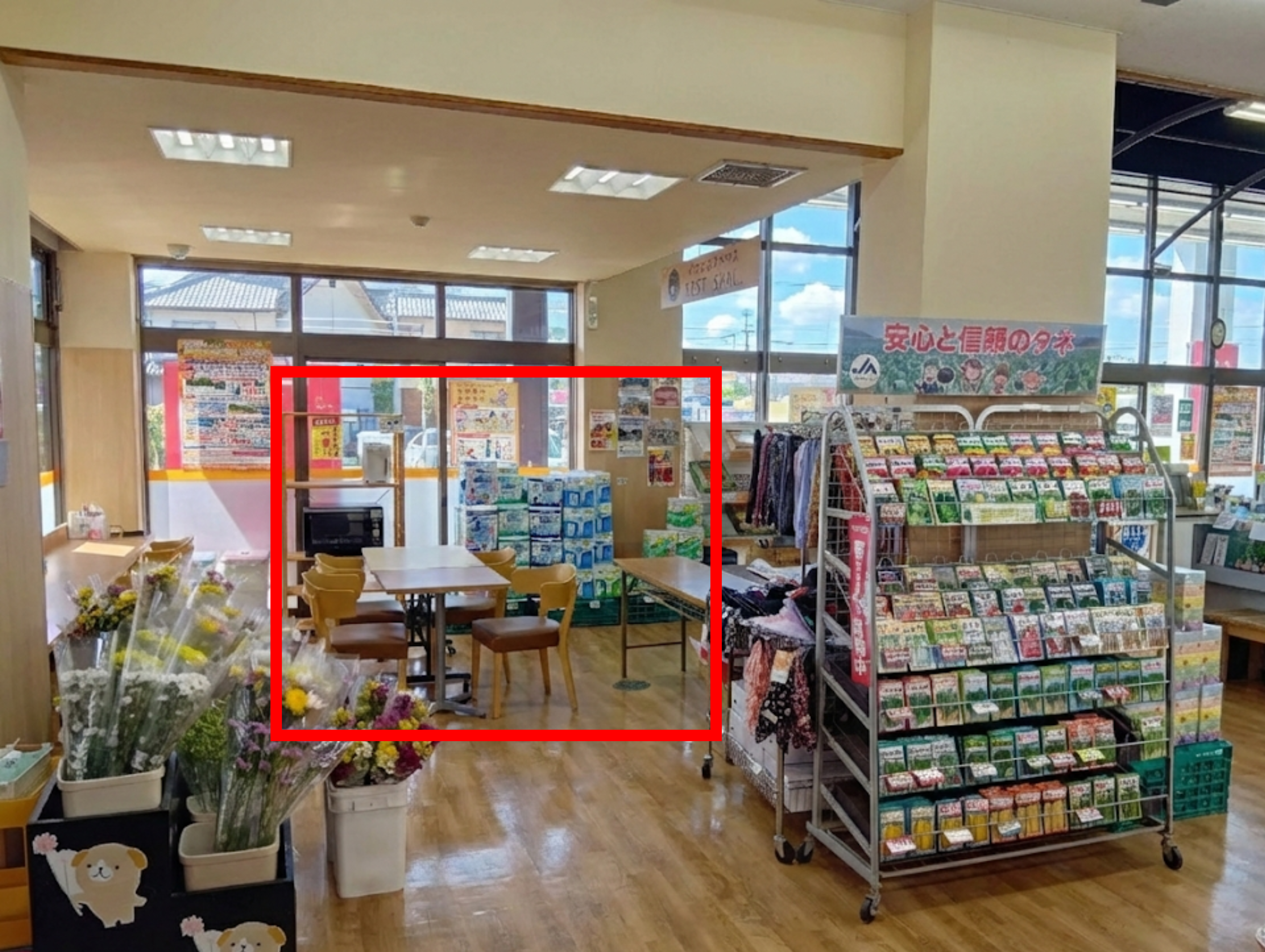 【Aコープ北房店】食物販や販促イベントに最適な店内イートインスペース