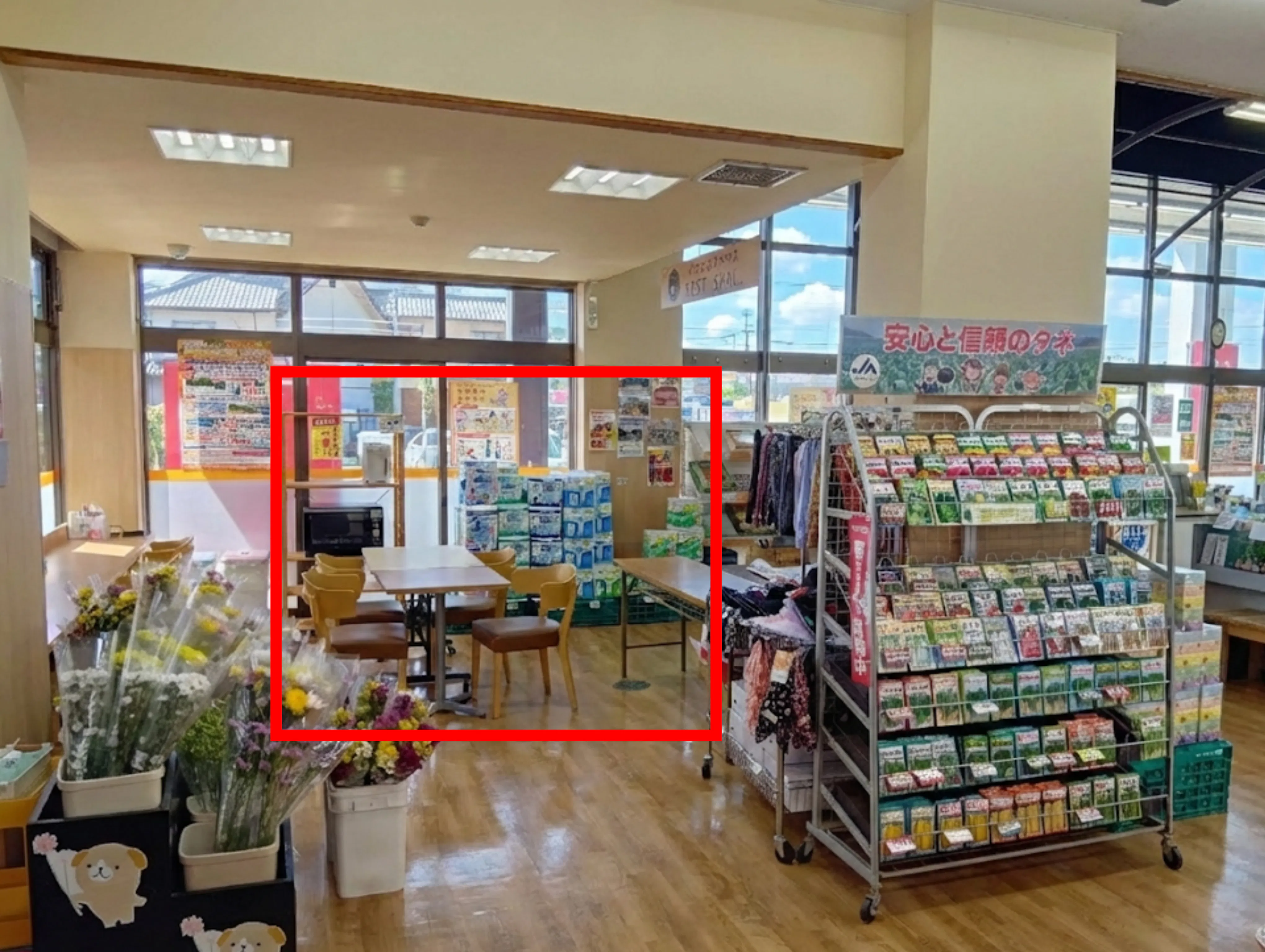 【Aコープ北房店】食物販や販促イベントに最適な店内イートインスペース