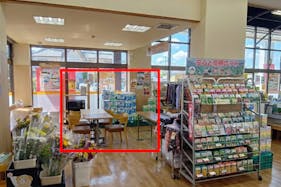 【Aコープ北房店】食物販や販促イベントに最適な店内イートインスペース