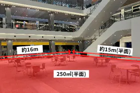 【ららぽーと門真・三井アウトレットパーク 大阪門真】1階 センターコート(1-1)
