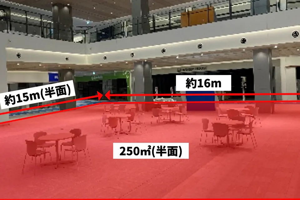 【ららぽーと門真・三井アウトレットパーク 大阪門真】1階 センターコート(1-1)