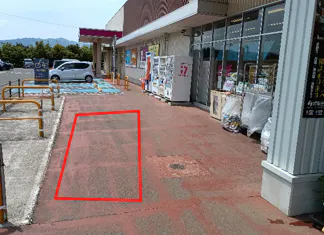 【イオンスーパーセンター陸前高田店】食品入口サービスカウンター側外 販促プロモーションや物販に最適なスーパー店外催事イベントスペース
