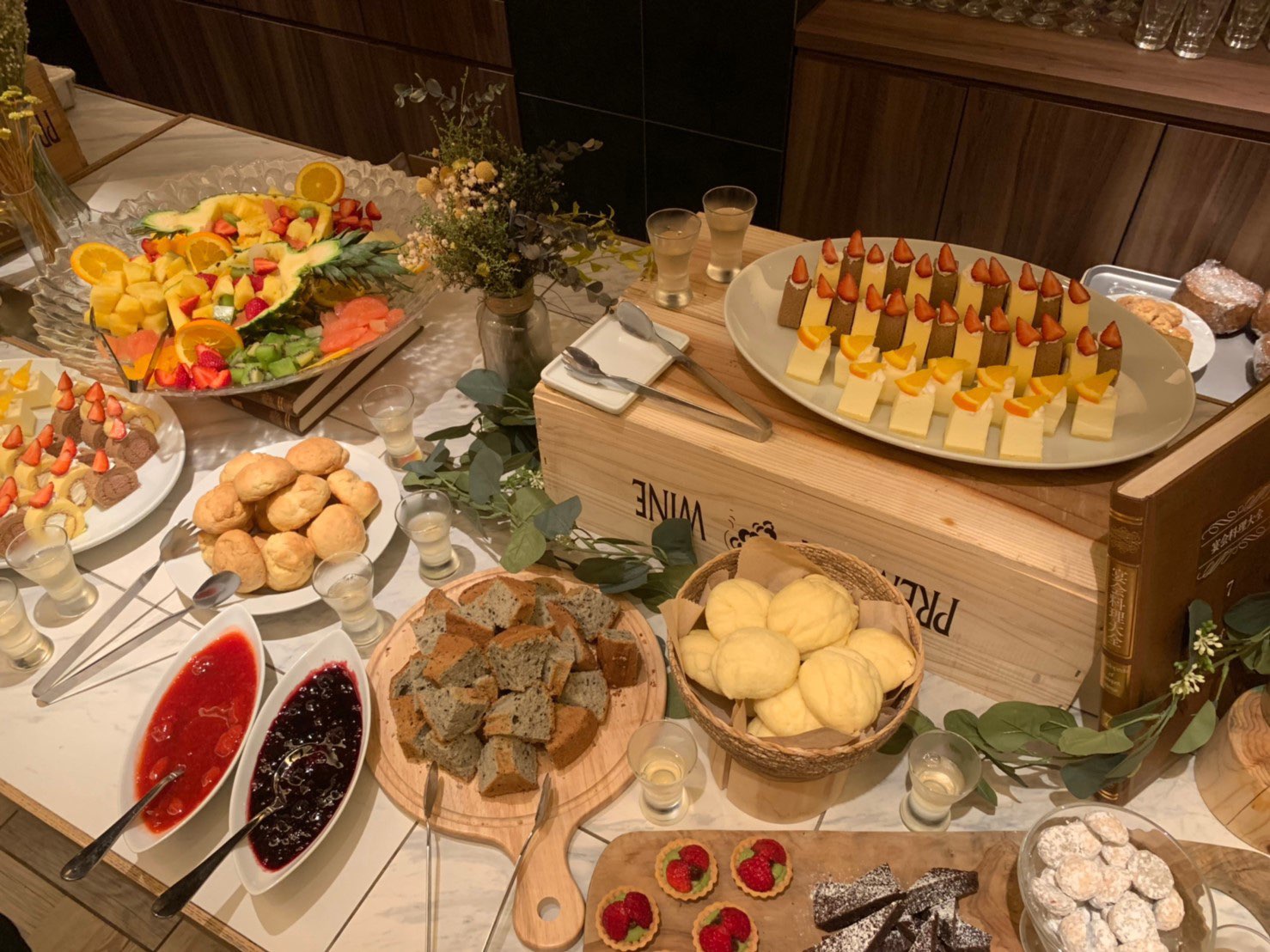 【南森町駅より徒歩5分】イベントや展示会に最適な天井高3m・広さ100㎡のプライベートスペース