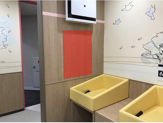 【イオンモール松本】モール内広告 授乳室の画像