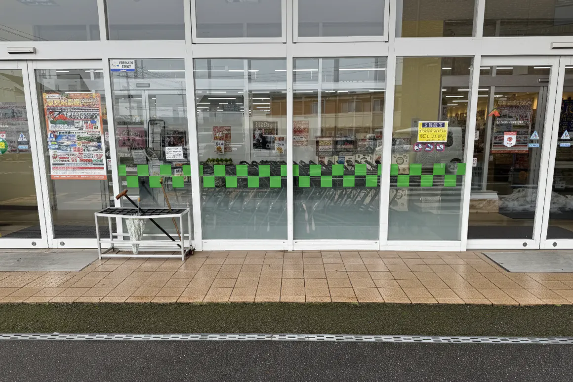 【Aコープしょうばら店】食物販や販促イベントに最適な屋外軒下スペース