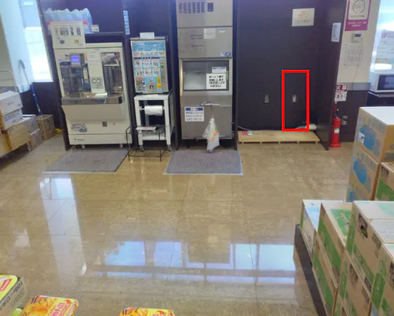 【マックスバリュ盛岡中屋敷店】サービスカウンター前 販促プロモーションに最適なスーパー店内催事イベントスペース