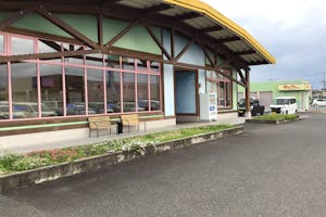【ダイナム岡山津山店ゆったり館】物販やプロモーションに最適なアミューズメント施設のイベントスペース(正面)