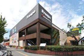 【フレスポ長田】食物販や物販にに適したサウスエリア南入り口前の屋外スペース