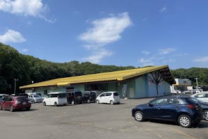 【ダイナム北海道北広島店ゆったり館】キッチンカーやプロモーションに最適なアミューズメント施設のイベントスペース(店舗南側)