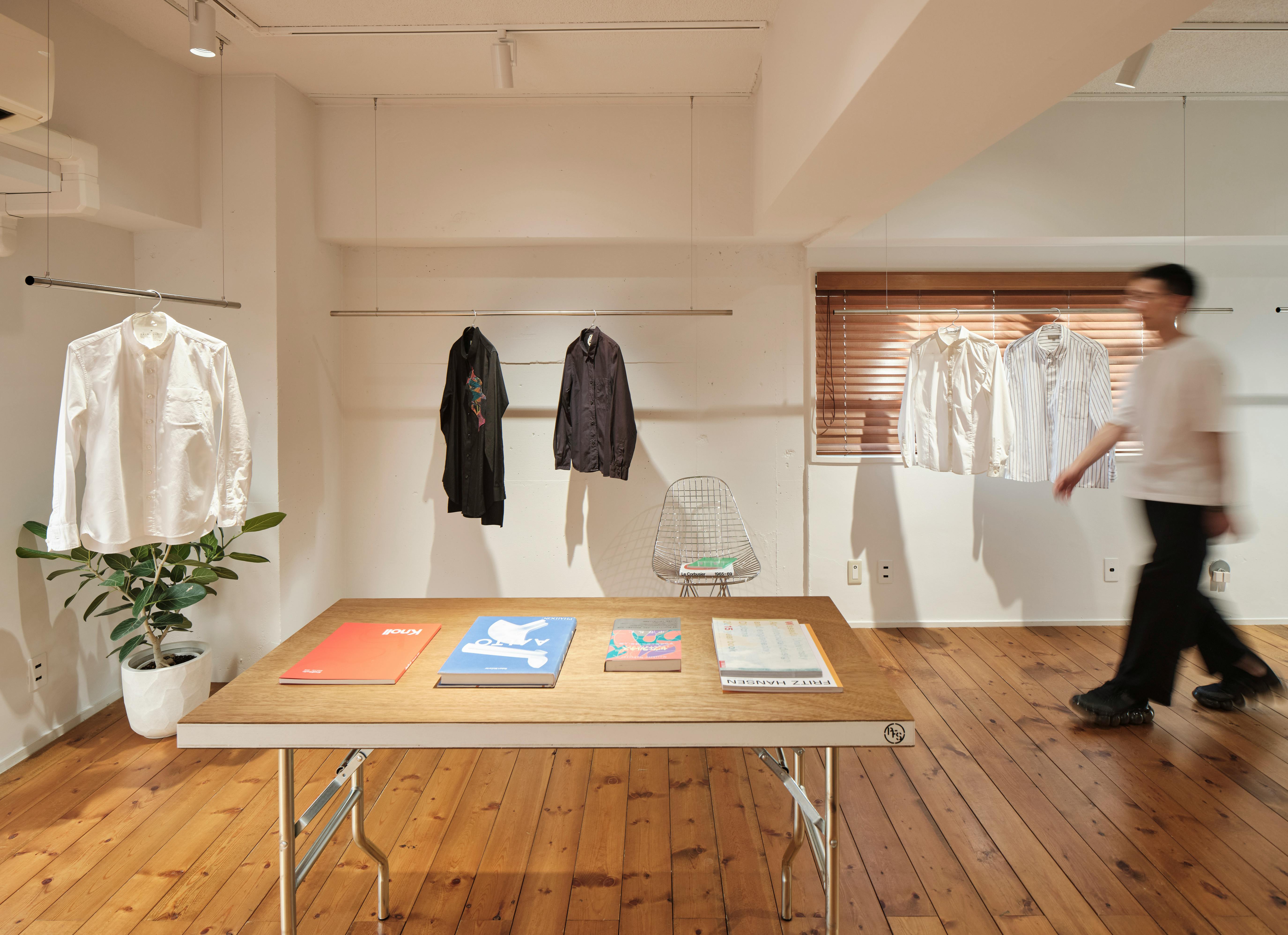 【原宿駅6分】展示会・ポップアップに最適な木のぬくもりを感じられる駅チカにあるレンタルスタジオ(展示什器貸出無料)