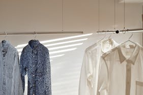 【原宿駅6分】展示会・ポップアップに最適な木のぬくもりを感じられる駅チカにあるレンタルスタジオ(展示什器貸出無料)