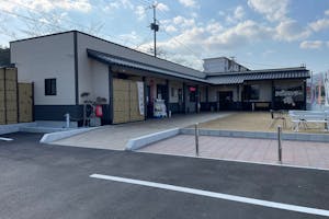 【鞍手郡小竹町】キッチンカー等の出店に最適な飲食店敷地内にある屋外スペース