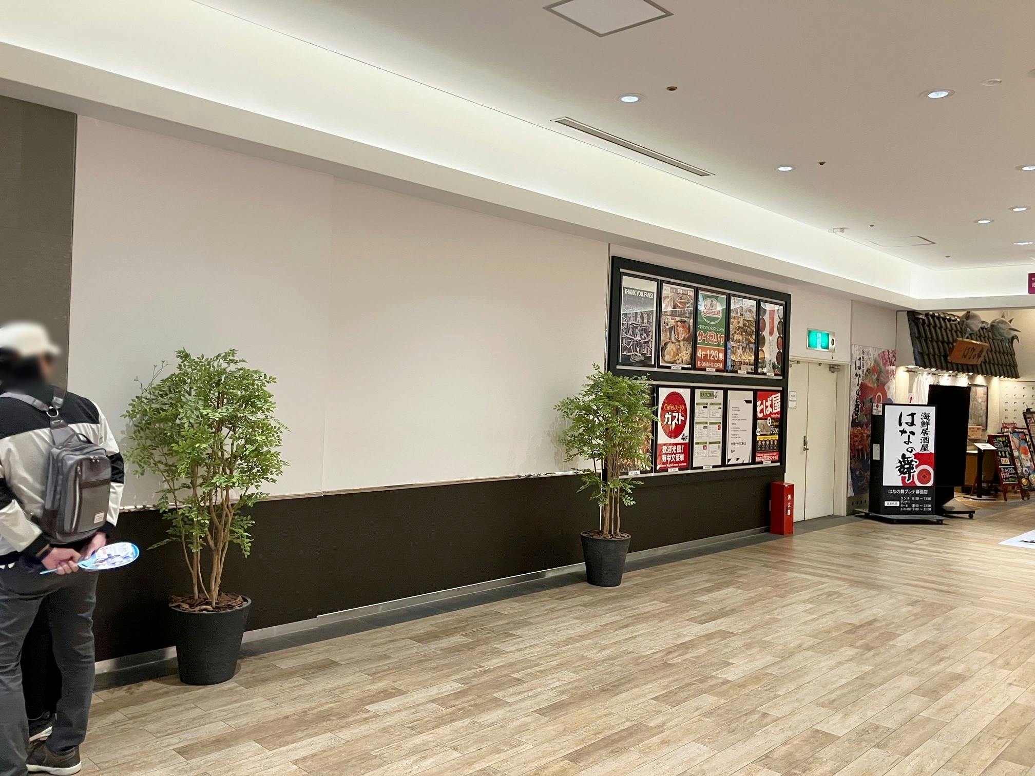 【プレナ幕張】各種プロモーションイベントやポップアップストアに最適な駅近商業施設1階カフェテナント横にあるイベントスペース