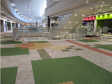 【イオンモール羽生】クロックハウス前ブリッジ