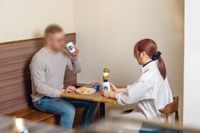 【本駒込駅3分】展示に適したアイスクリーム屋さんの棚貸し出し白山駅からも/3分とアクセスに優れた販売スタッフ不要な貸しスペース