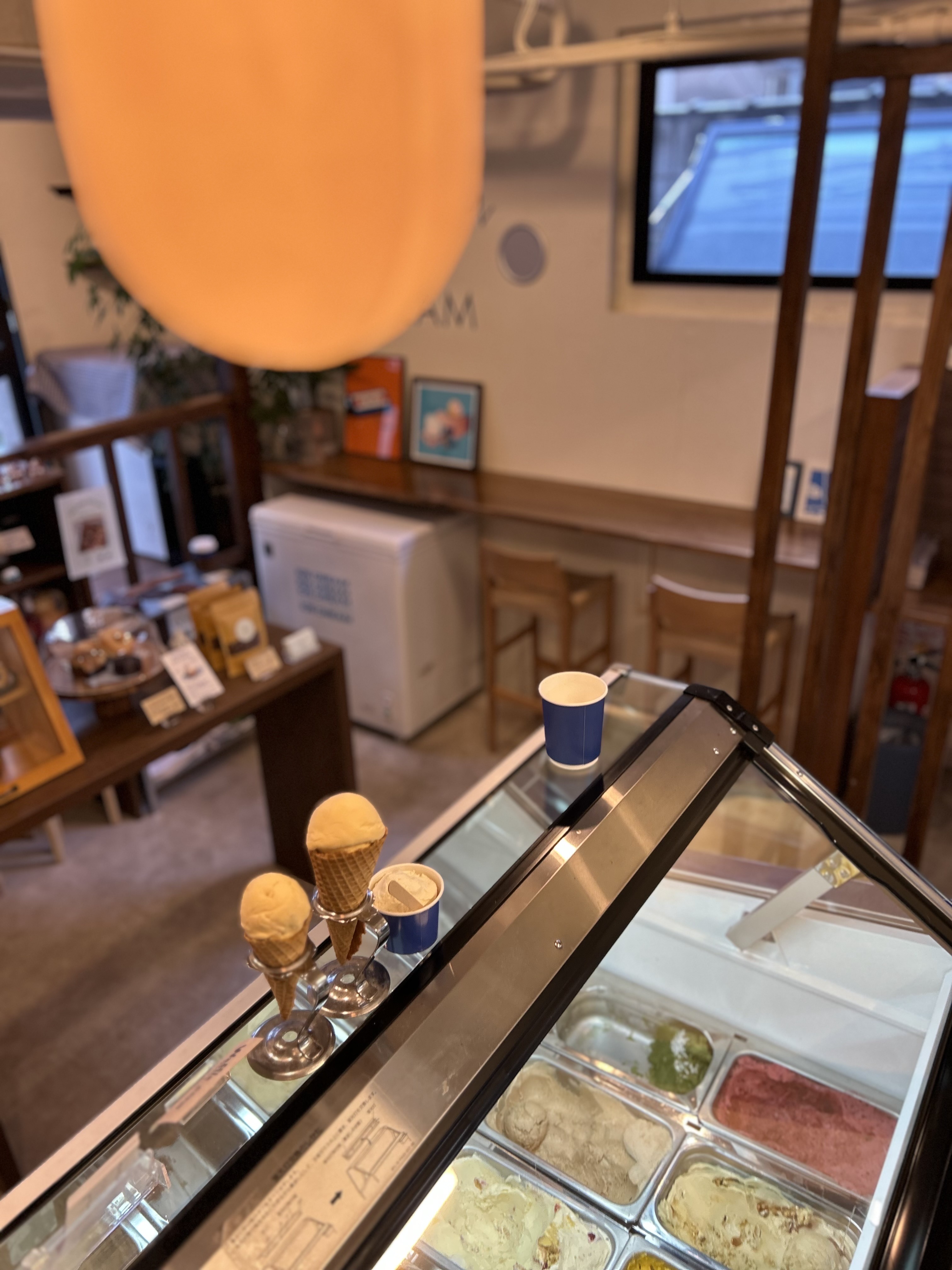 【本駒込駅2分/白山駅4分】冷蔵ショーケースあり。展示に適したアイスクリーム屋さんの棚貸し / 駅からのアクセス◎ / 販売スタッフ不要◎