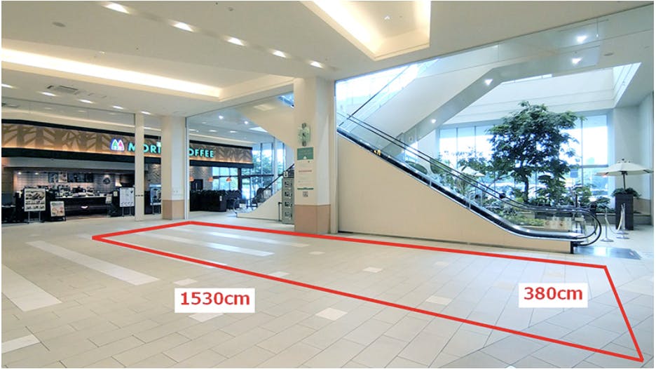 【イオンモール日の出】1F レストラン街中央の画像