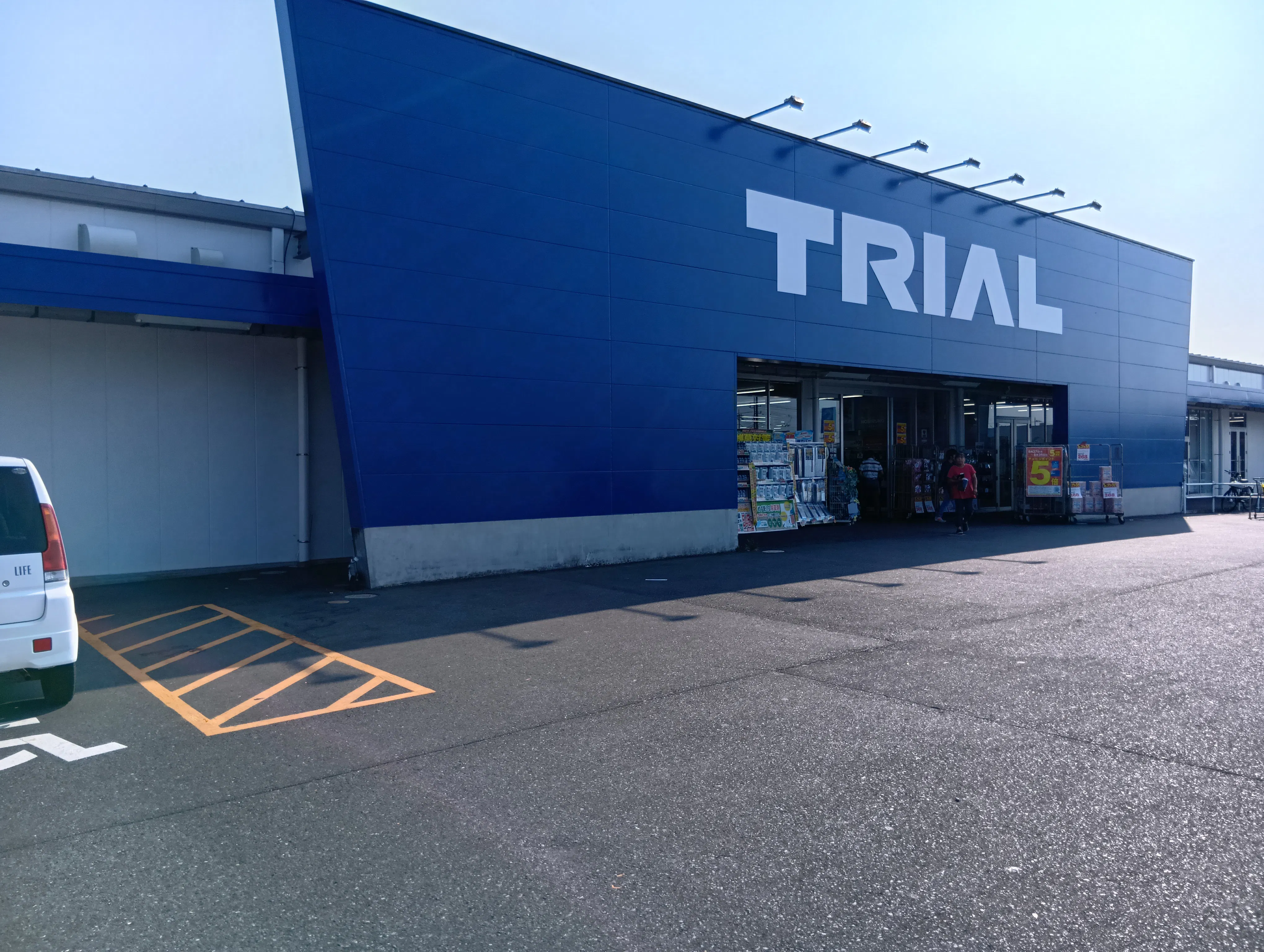 【スーパーセンタートライアル笠間店】食物販の出店が可能なトライアルマルシェ（キッチンカー/テント・スペース）※焼鳥、ラーメン、買取NG