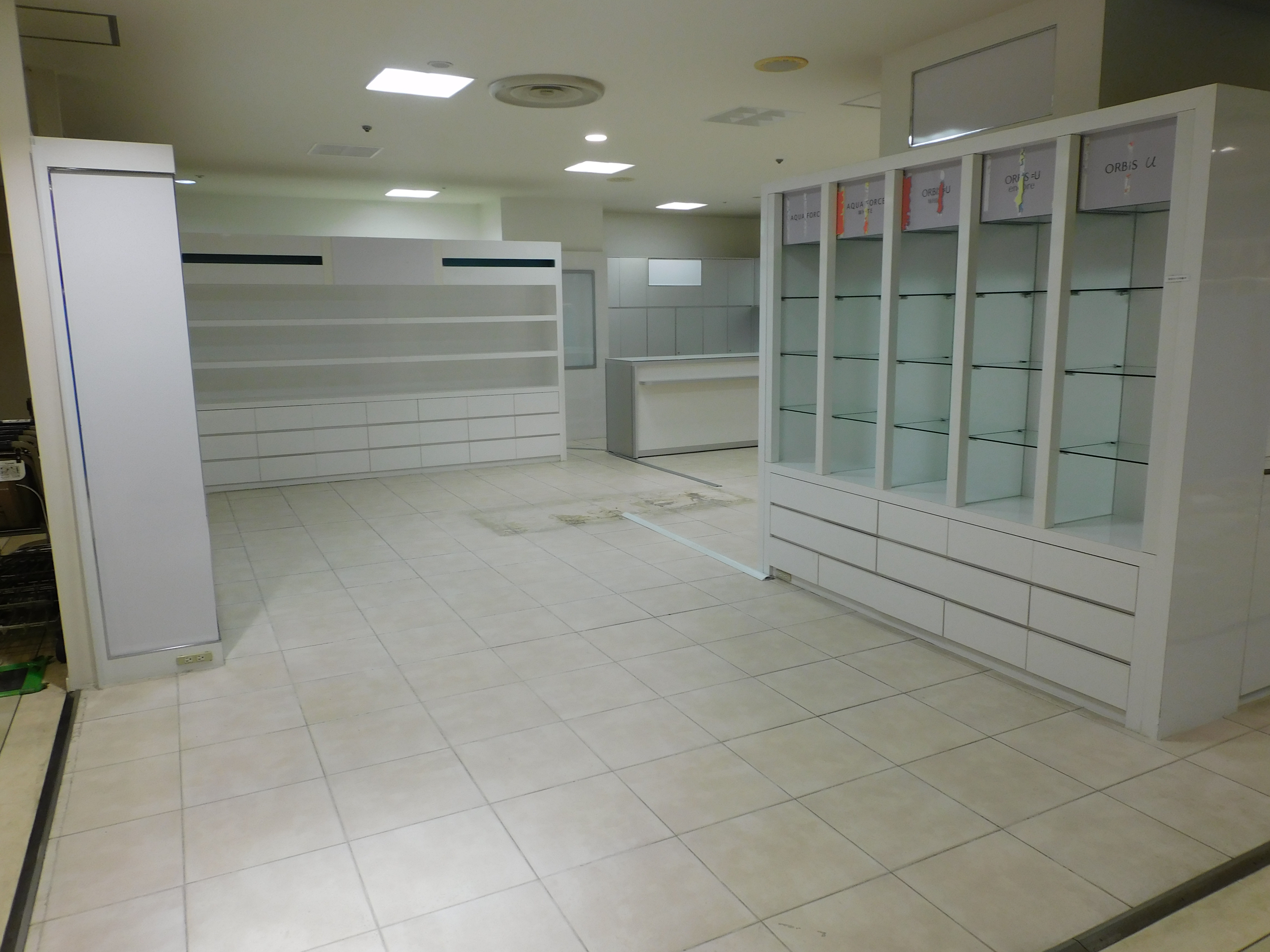 【マリエとやま】ポップアップ利用に適した館内2F駐車場出入口横のイベントスペースの画像5