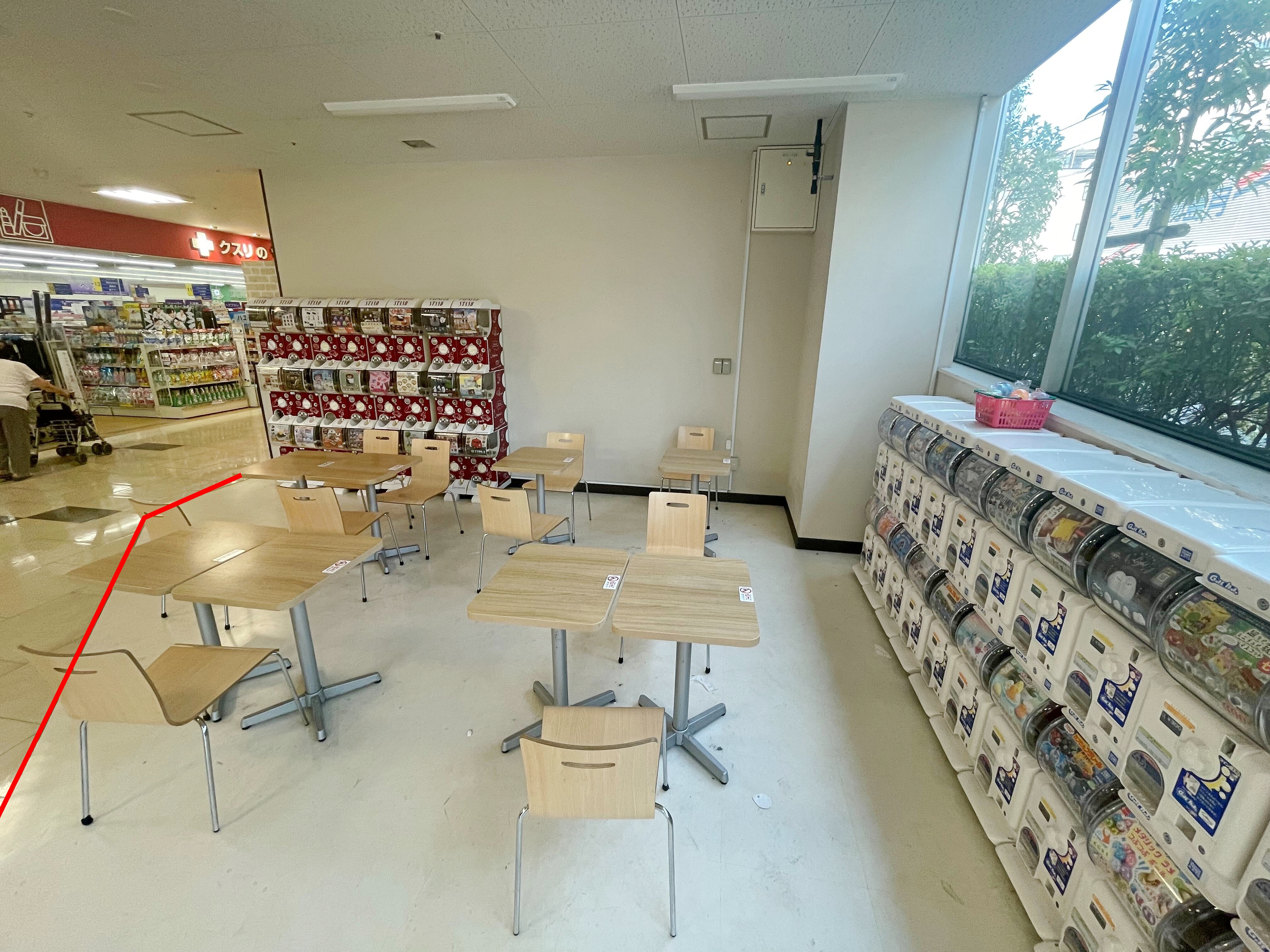 【フードスクエアカスミ板橋前野町店】物販イベントや各種プロモーションイベントに最適な店舗1階にある区画タイプのイベントスペースの画像6