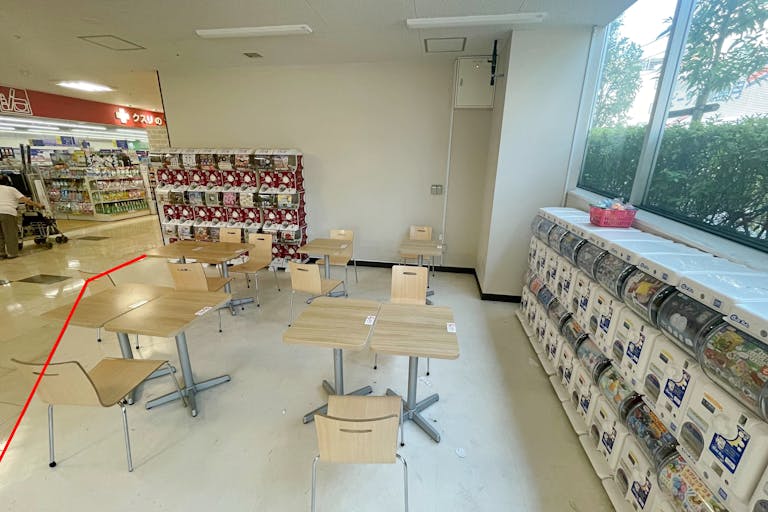 【フードスクエアカスミ板橋前野町店】物販イベントや各種プロモーションイベントに最適な店舗1階にある区画タイプのイベントスペースの画像6