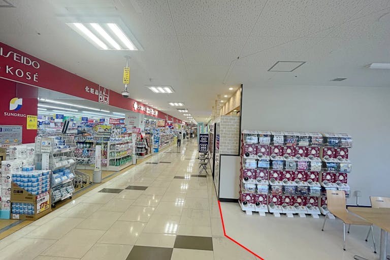 【フードスクエアカスミ板橋前野町店】物販イベントや各種プロモーションイベントに最適な店舗1階にある区画タイプのイベントスペースの画像4