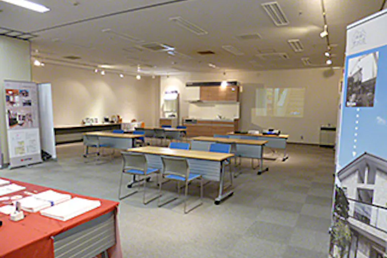 【イオンモール堺北花田】イオンホール【A】の画像1