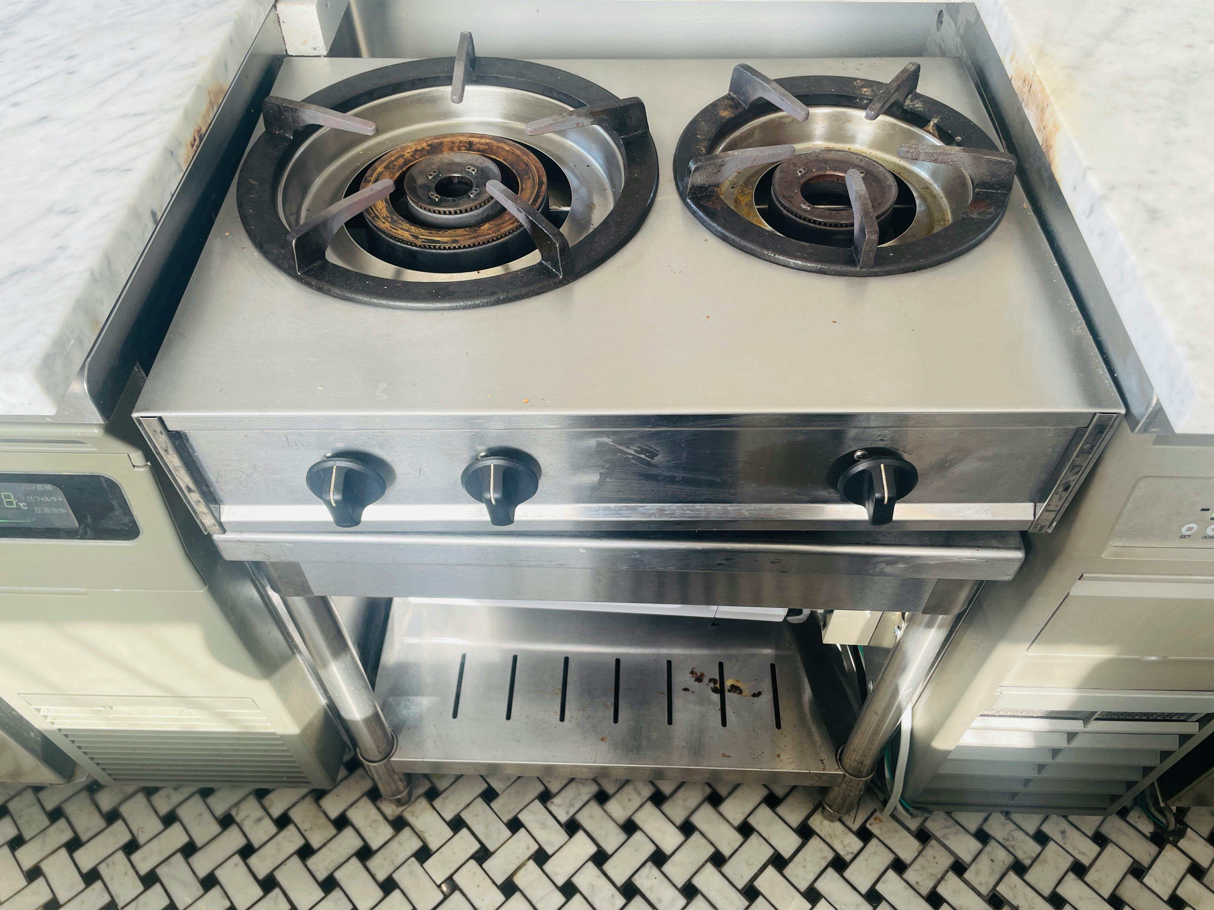 【国立競技場駅9分】展示会や撮影に適した白を基調とした自然光が入るスタジオ