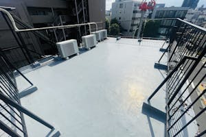 【国立競技場駅9分】展示会や撮影に適した白を基調とした自然光が入るスタジオ