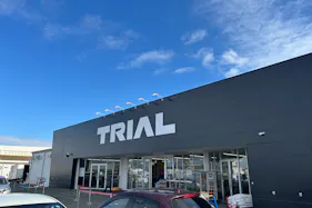 【メガセンタートライアル盛岡西バイパス店】ポップアップストアや出張販売に利用可能なゲームコーナー前