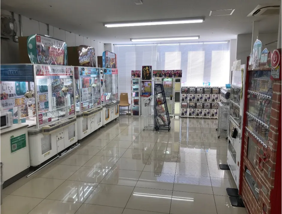 【メガセンタートライアル盛岡西バイパス店】ポップアップストアや出張販売に利用可能なゲームコーナー前