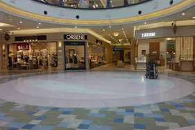 【イオンパークプレイス大分(大分県)】サニーウォーク中央(丸) 催事スペース