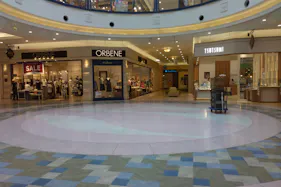 【イオンパークプレイス大分(大分県)】サニーウォーク中央(丸) 催事スペース