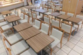 【イオンモール神戸北】モール内広告 フードコート