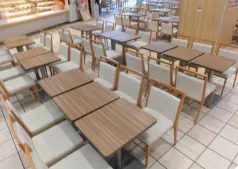 【イオンモール神戸北】モール内広告 フードコート