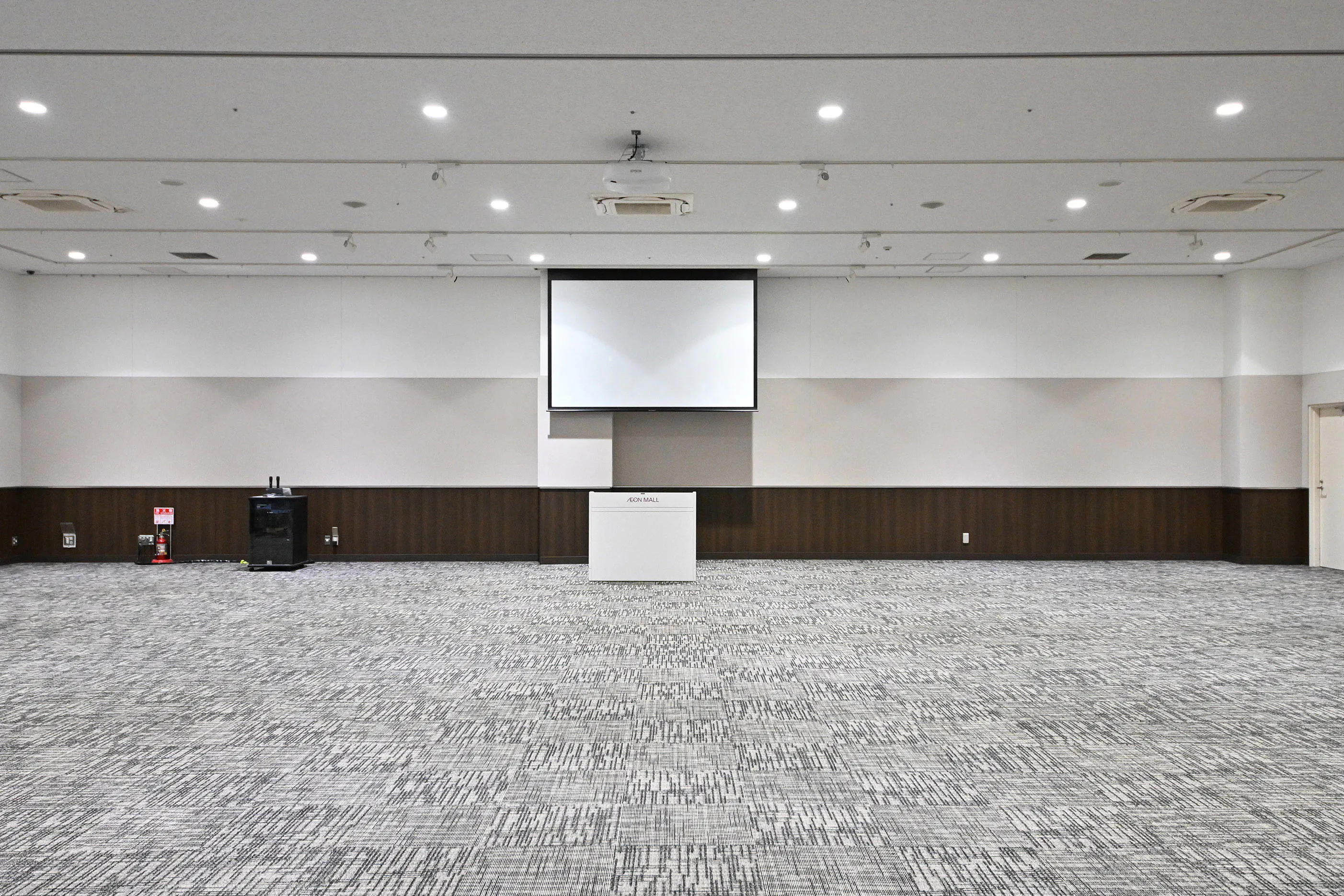 【イオンモール長久手】イオンホールA+B