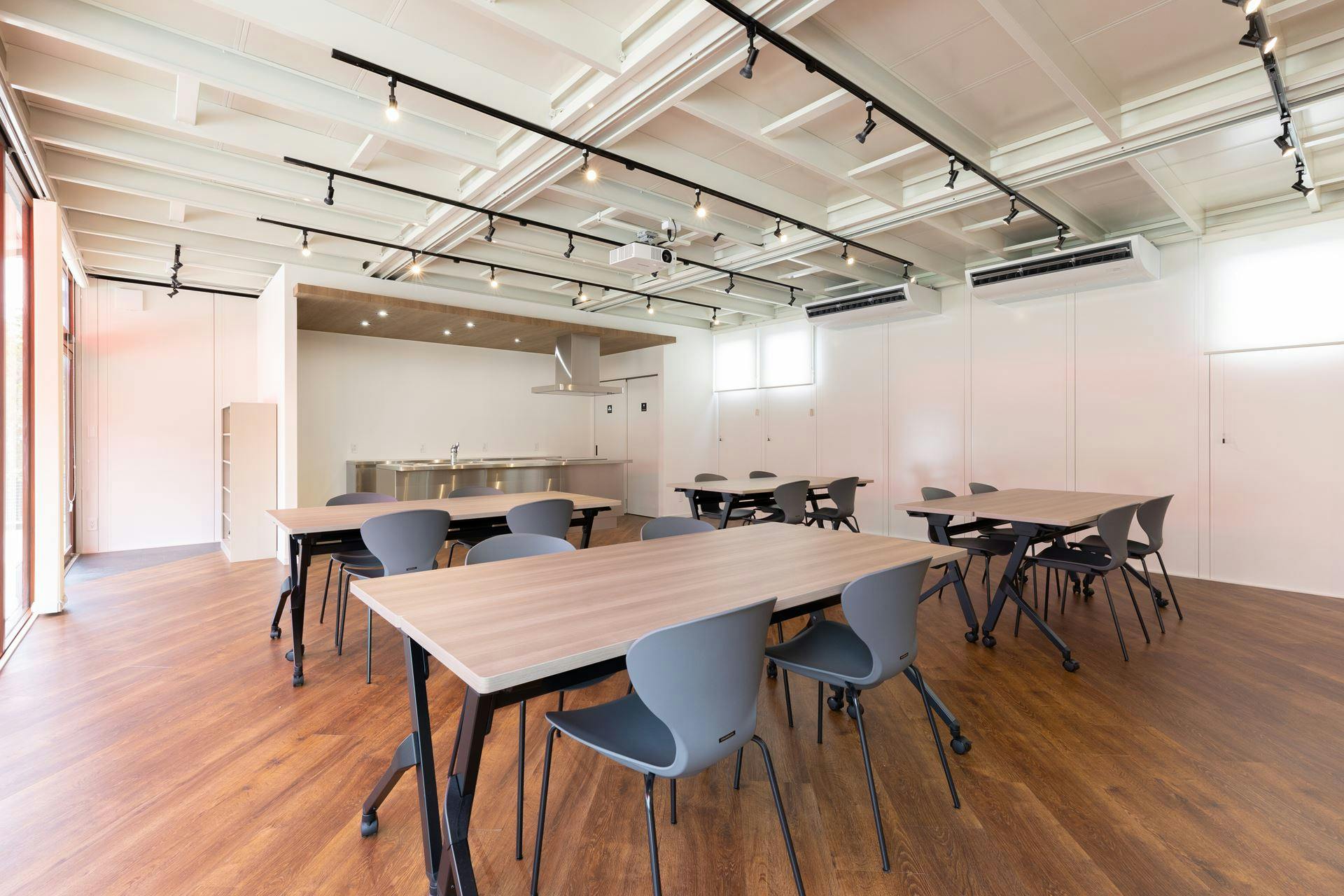 【可部駅6分】自主企画マルシェやワークショップに最適なお手頃価格のレンタルスペース「Community」/敷地全体の貸切イベント開催も可能!