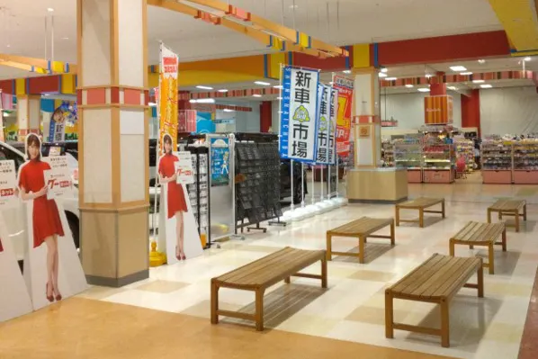 【イオン石狩緑苑台ショッピングセンター】旧フードコート前