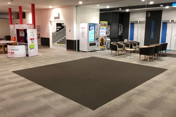 【イオンモール茨木】各種プロモーションや物販に最適な3F府道側エレベーター前催事イベントスペース