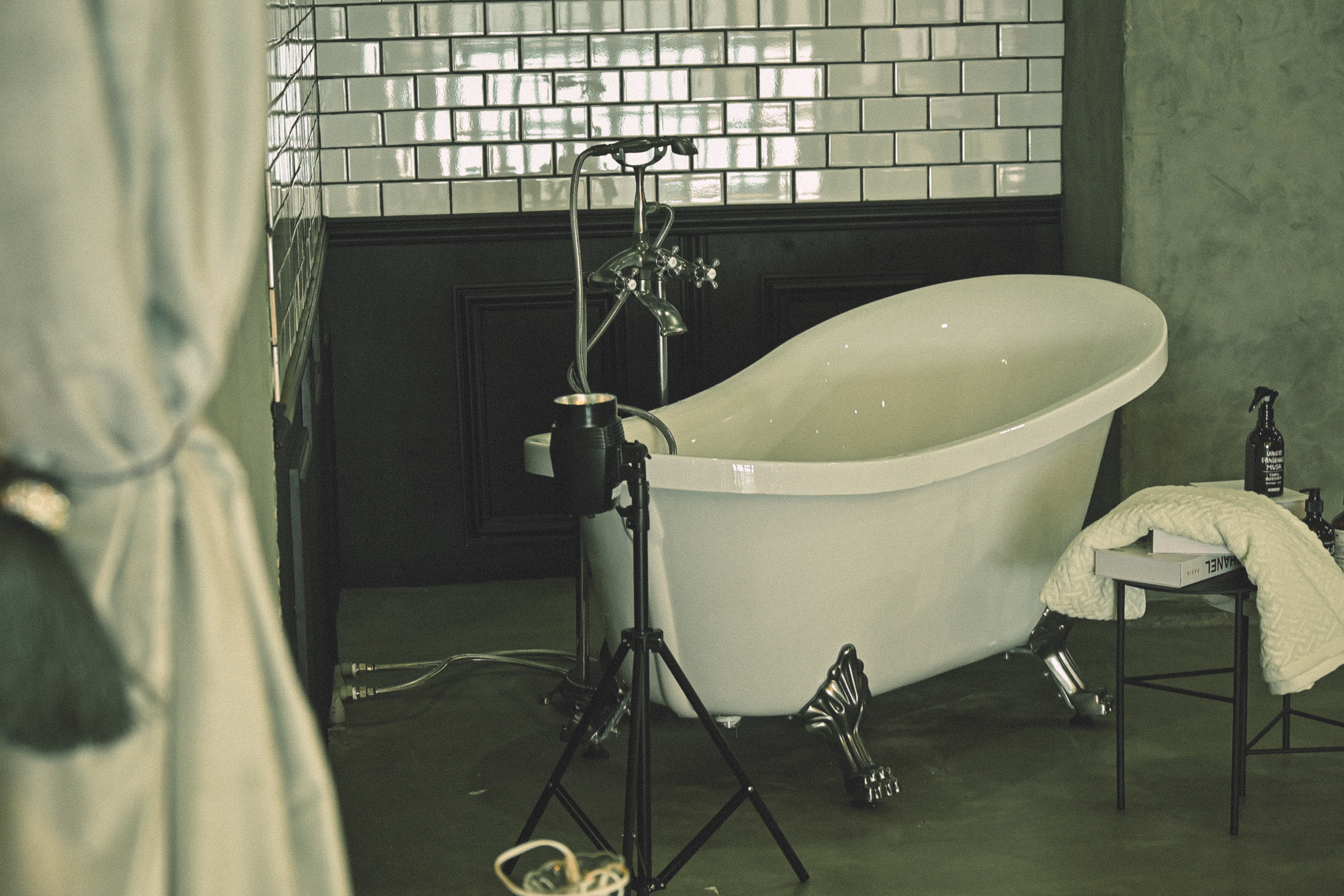 バスタブ（水道はご使用できません）