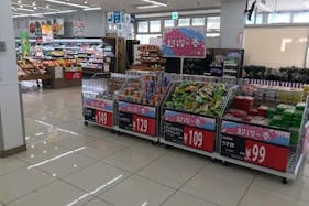 【西友 江南店】1階食品売場催事場(レジ横) ポップアップストア(物販、食物販)やプロモーション用途に最適なスーパー店内催事イベントスペース