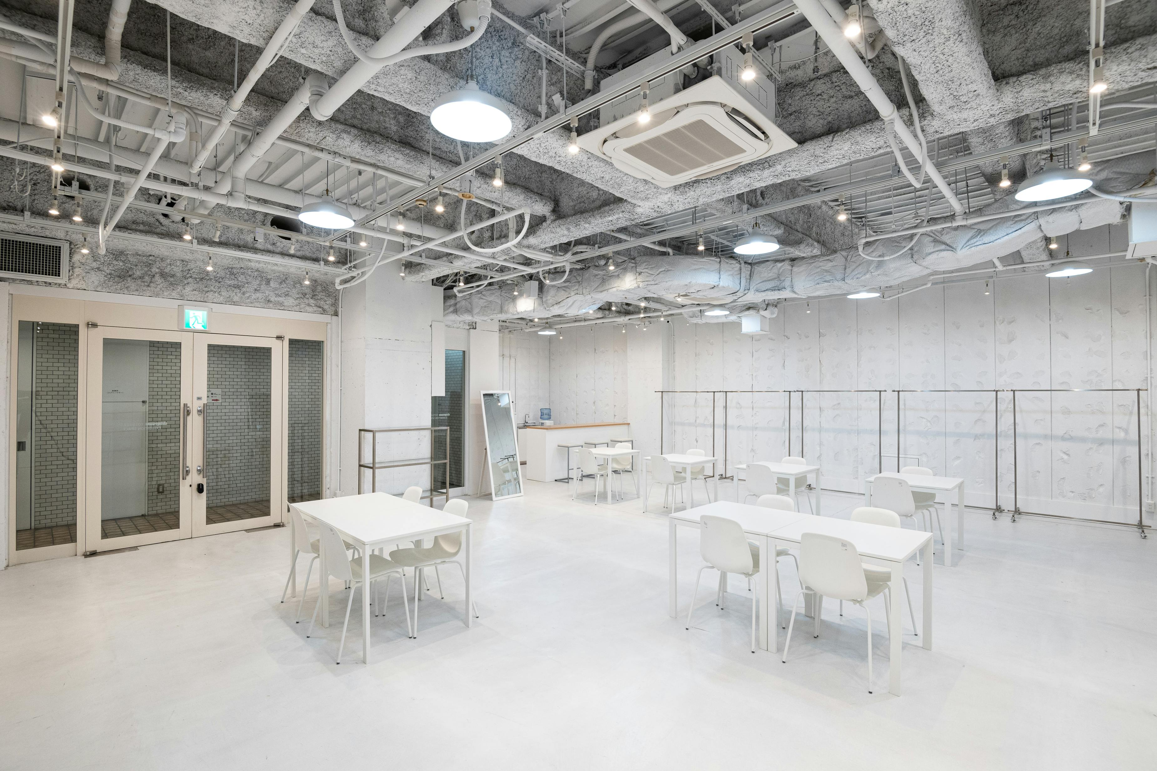 【四ツ橋駅1分】各種ポップアップストアや展示販売会、プロモーションイベントに最適な駅直結ビル内にあるイベントスペース