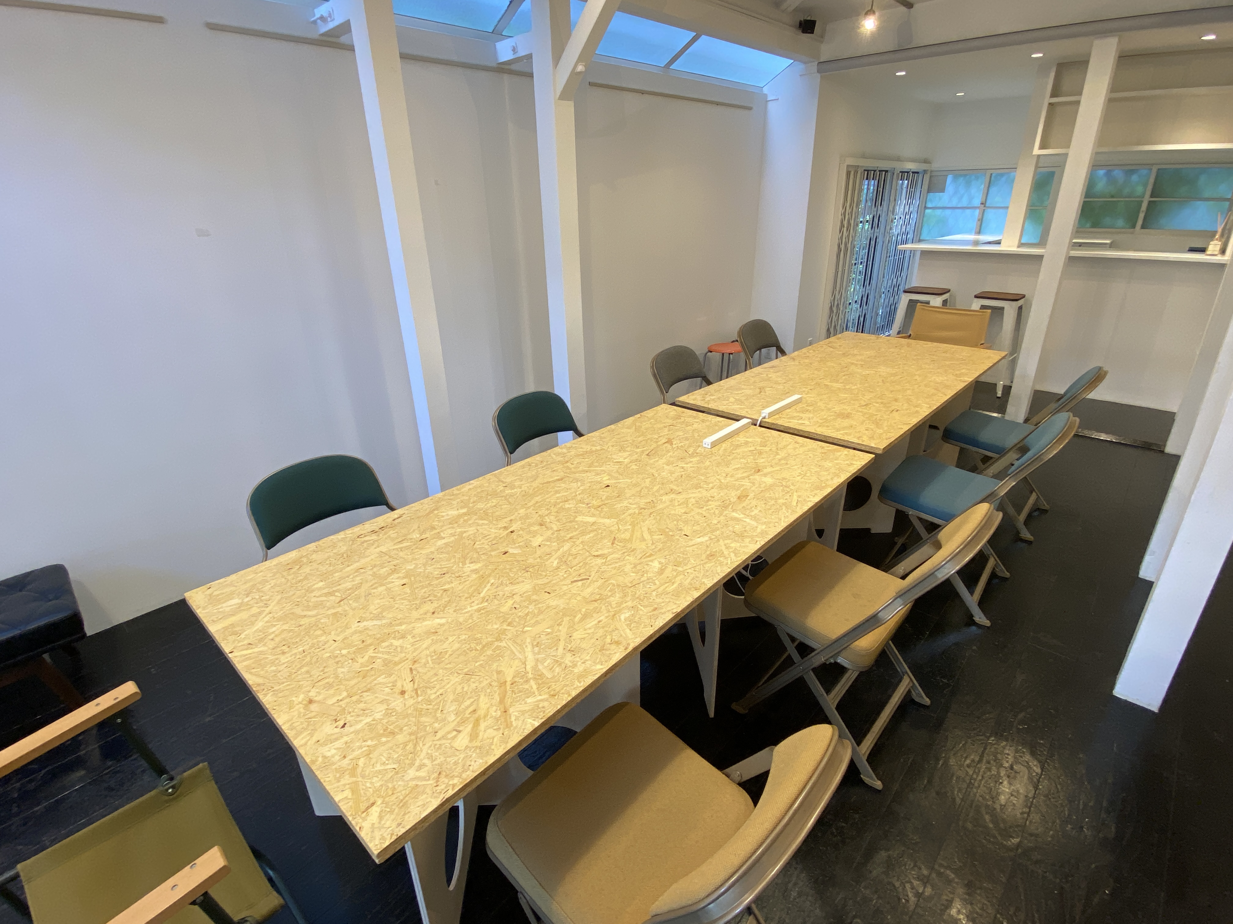 組み立て式木製テーブル×2 (180cm×90cm)