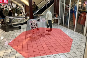 【横須賀モアーズシティ】販促イベントや展示会に適したユニクロ様前の開放感のあるスペース